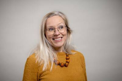 © KÖRPER-GESCHICHTEN